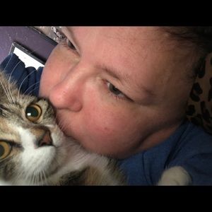 Meet your Posher, April